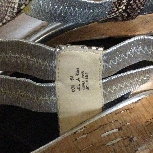 Donald J. Pliner Silver Metallic Snake Print Sandal Size 8 very gently worn - Picture 8 of 15